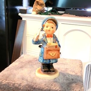 HUMMEL by Globel "Postman" 119th postman made by globel